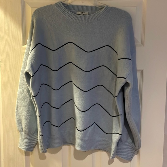 Frnch blue sweater in size large - Picture 1 of 6